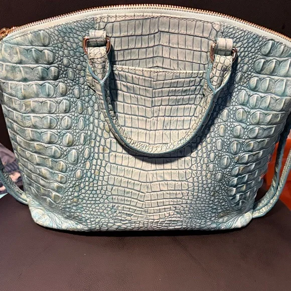 Elegant Blue Crocodile-Embossed Women's Bag Large - Picture 2 of 5